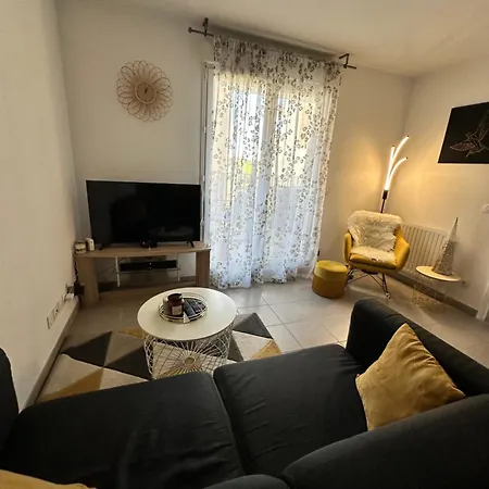 Apartment Le Lironde - F2 *